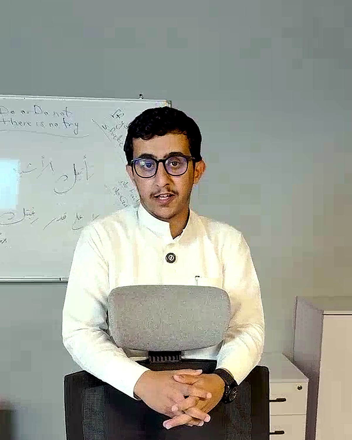 مثال مرشح في التقنية والبرمجيات